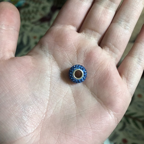 Blue Sparkle Charm - Picture 4 of 5